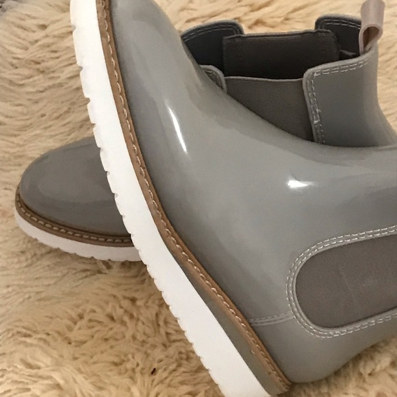 KENSINGTON. Rain Boot - Picture 4 of 7